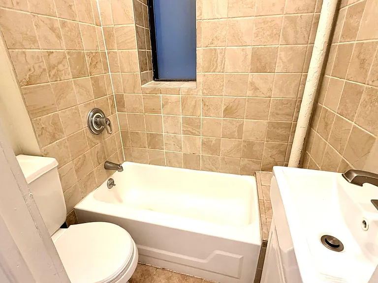314 E 84th St #1 — Photo 10