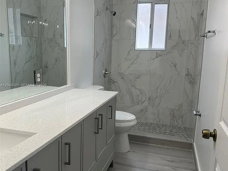 1142 NE 41st Ave — Photo 11
