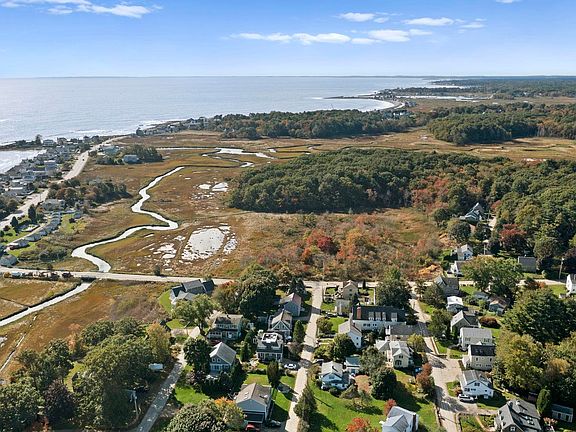4th image of 16 Oceanview Ave