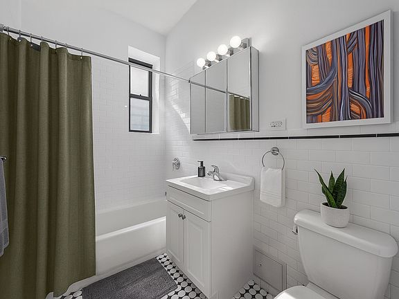 5th image of 215 W 101st St APT 4J