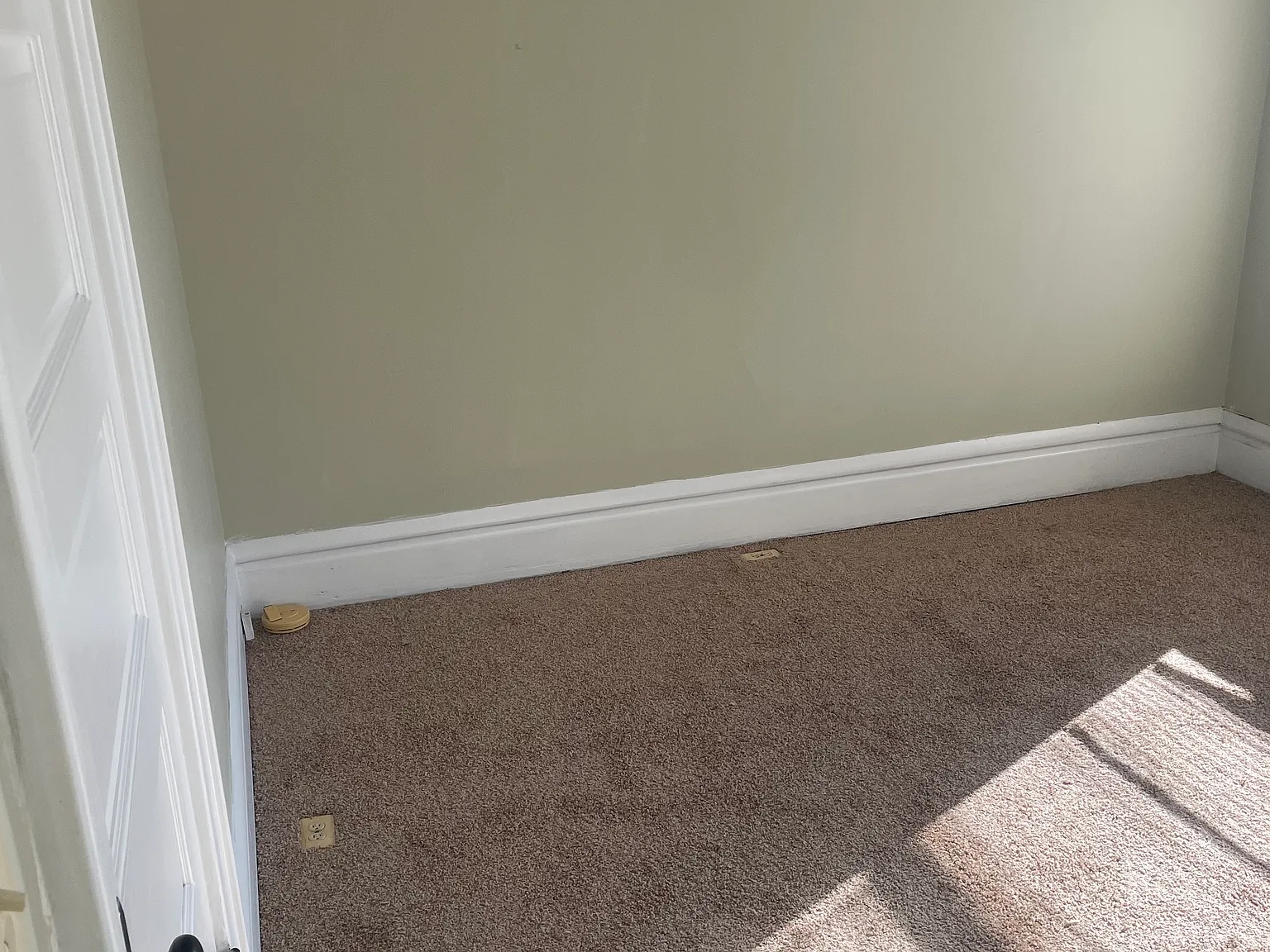 1 bed, 3544 sqft, $750 — Photo 3