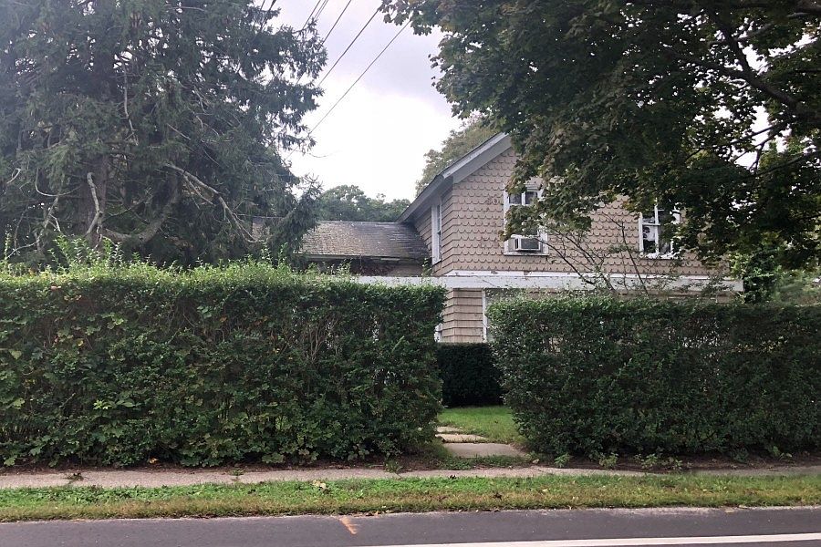 1st image of 16 Pine St