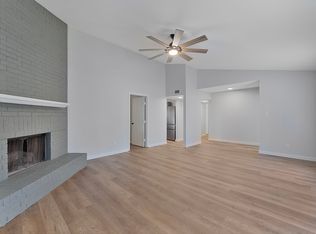 1916 Parkside Dr, Denton, TX 76201