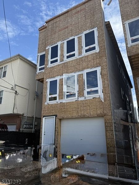 1st image of 604 S 19Th St