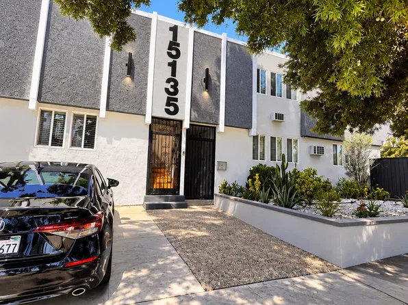 15135 Victory Blvd APT 04, Van Nuys, CA 91411