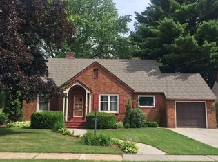 905 W 8th St, Marshfield, WI 54449