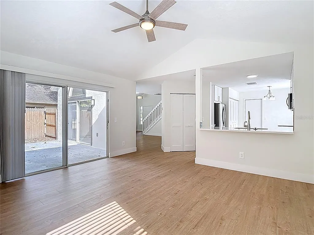 3 bed, 2.5 bath, 1772 sqft, $3,000 — Photo 4