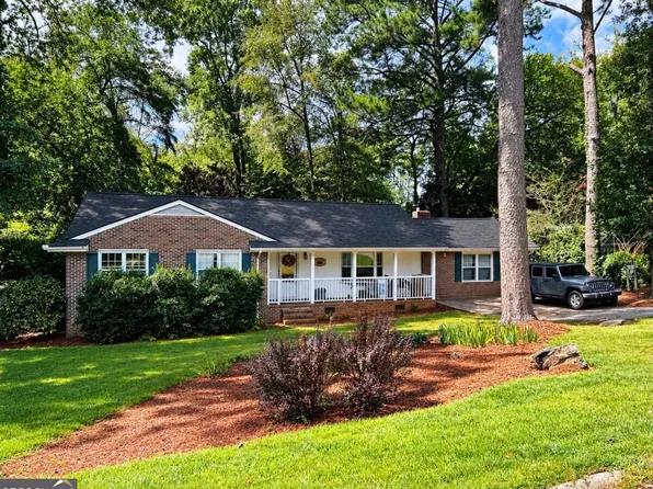 113 Amy Ln, Carrollton, GA 30117