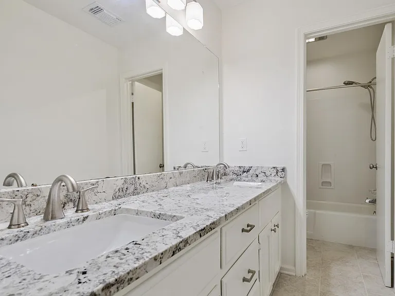 7738 Menlo Dr — Photo 15