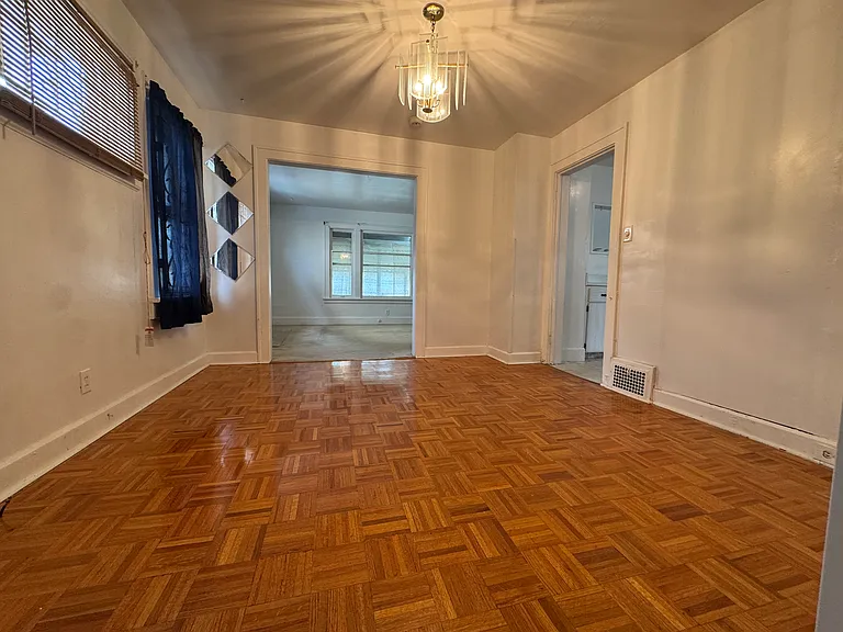 13517 Rugby Rd — Photo 7