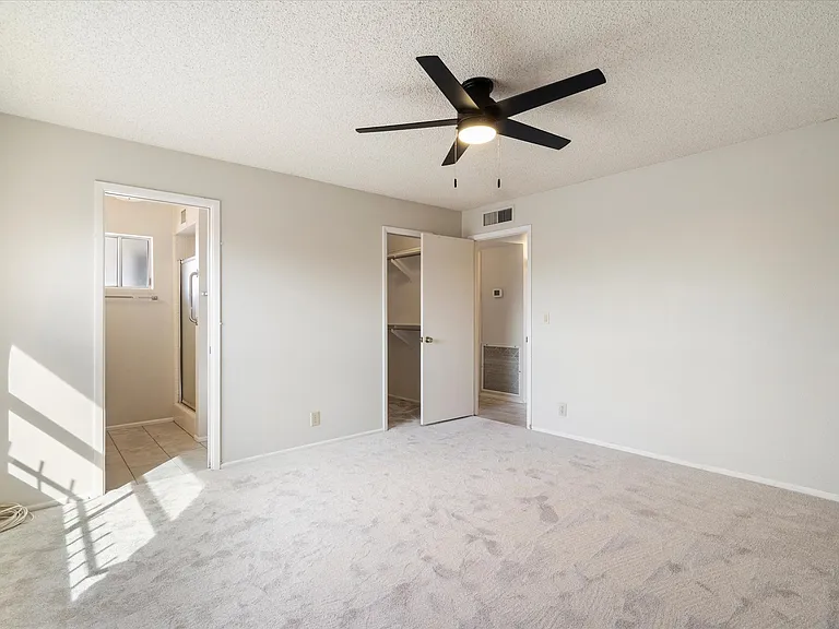 4530 E Emelita Ave — Photo 13