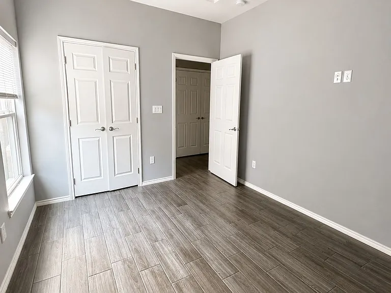 510 Carlisle Ave — Photo 3