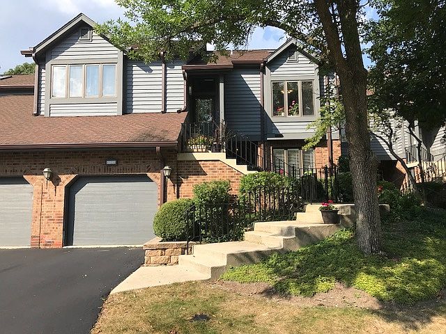 1st image of 1040 Braemoor Dr
