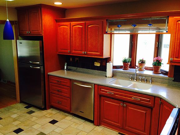 3rd image of 10228 S Komensky Ave