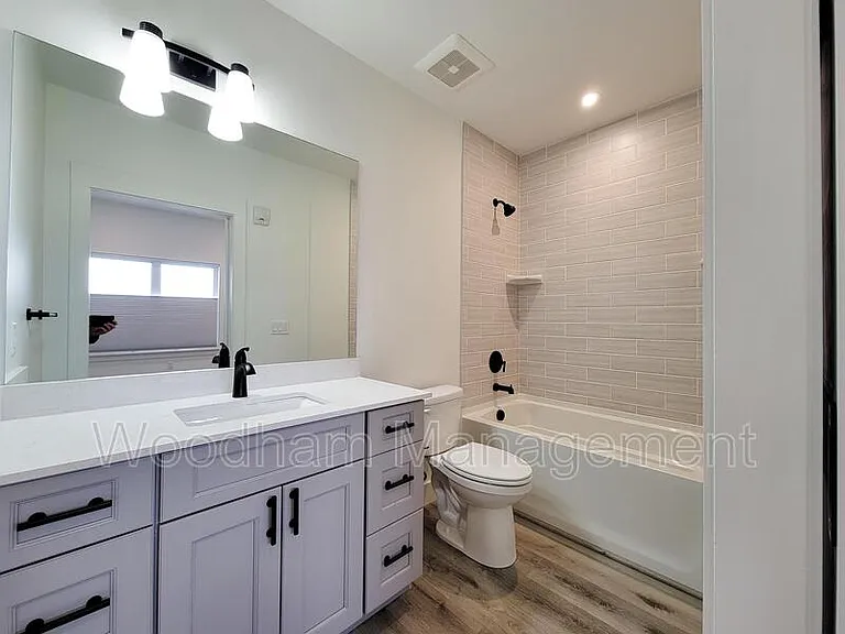 1704 Lincoln St #5A — Photo 10