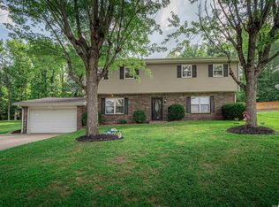 6205 Ohara Dr, Evansville, IN 47711