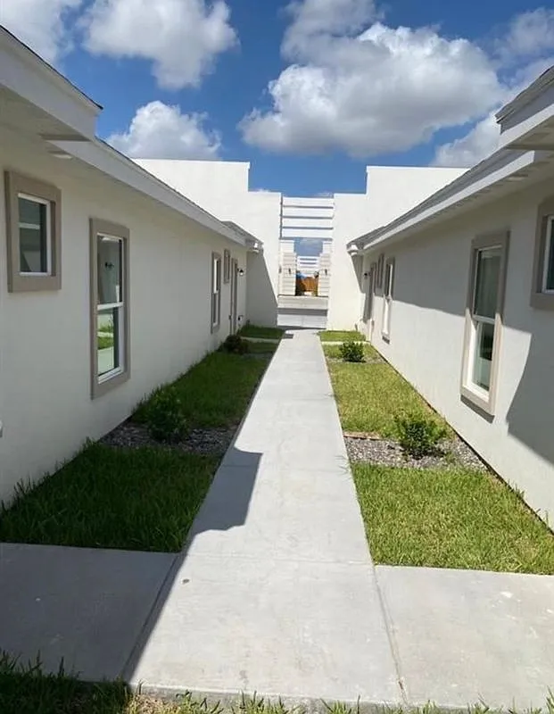 Building Photo - 1412 Lore Dr #3