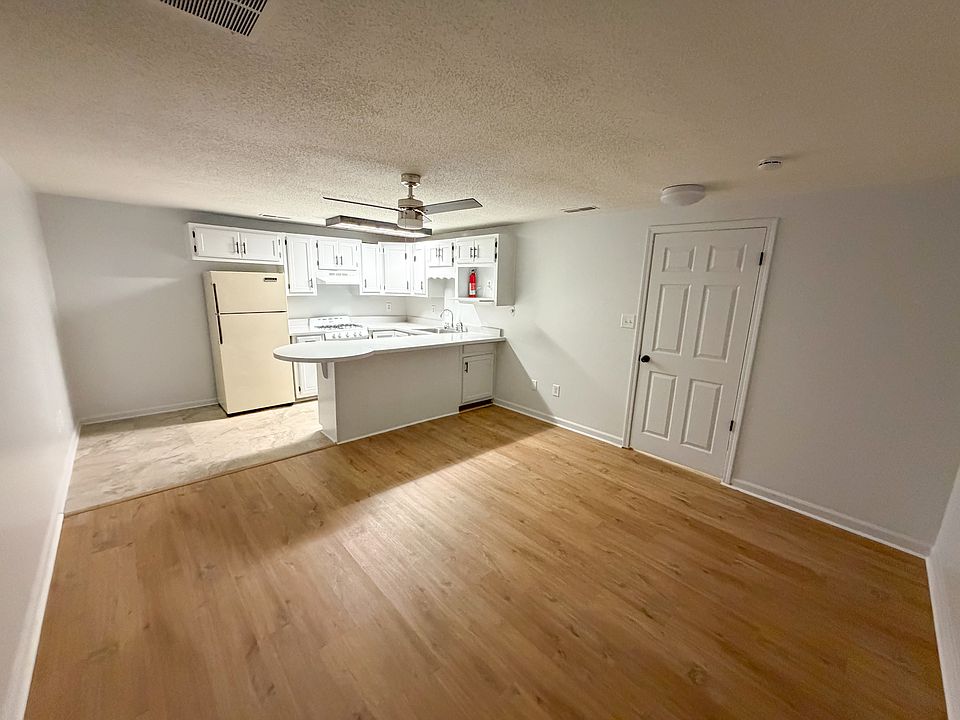 2nd image of 72 N Main St #201
