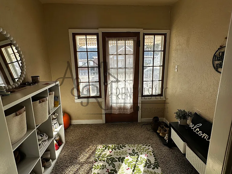 602 N Walnut St — Photo 8