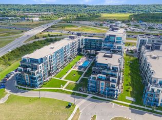 16 Concord Pl #535, Grimsby, ON L3M0J1