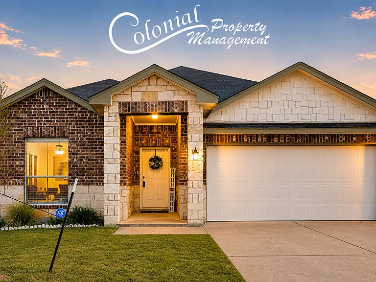 2032 Mallard Ct — Photo 1
