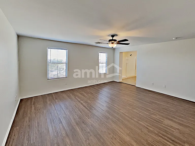 3453 N Almar — Photo 9