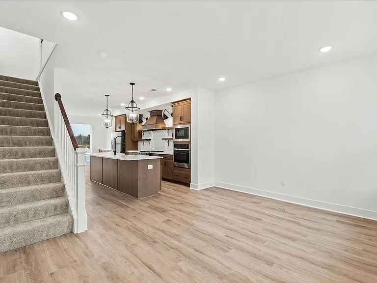 9407 Pacific Elm St — Photo 21