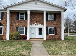 175 17th St NW APT G6, Hickory, NC 28601