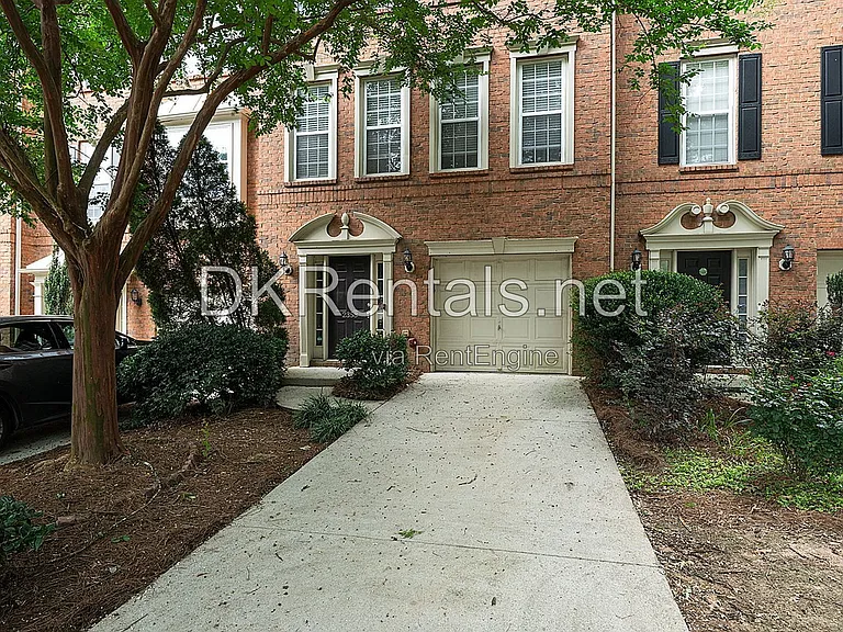 2358 Towneview Ct SE #6 — Photo 1