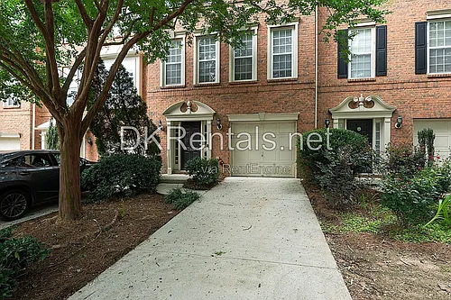 2358 Towneview Ct SE #6 Photo 1 2358 Towneview Ct SE #6 Photo 1