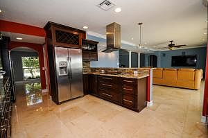 5th image of 1522 SE 12th Ct