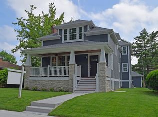 239 Columbia Ave, Park Ridge, IL 60068