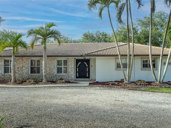 8831 SW 124th St, Miami, FL 33176