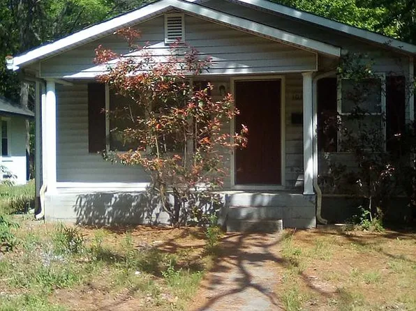 1033 B S Josephine Boyd St, Greensboro, NC 27403