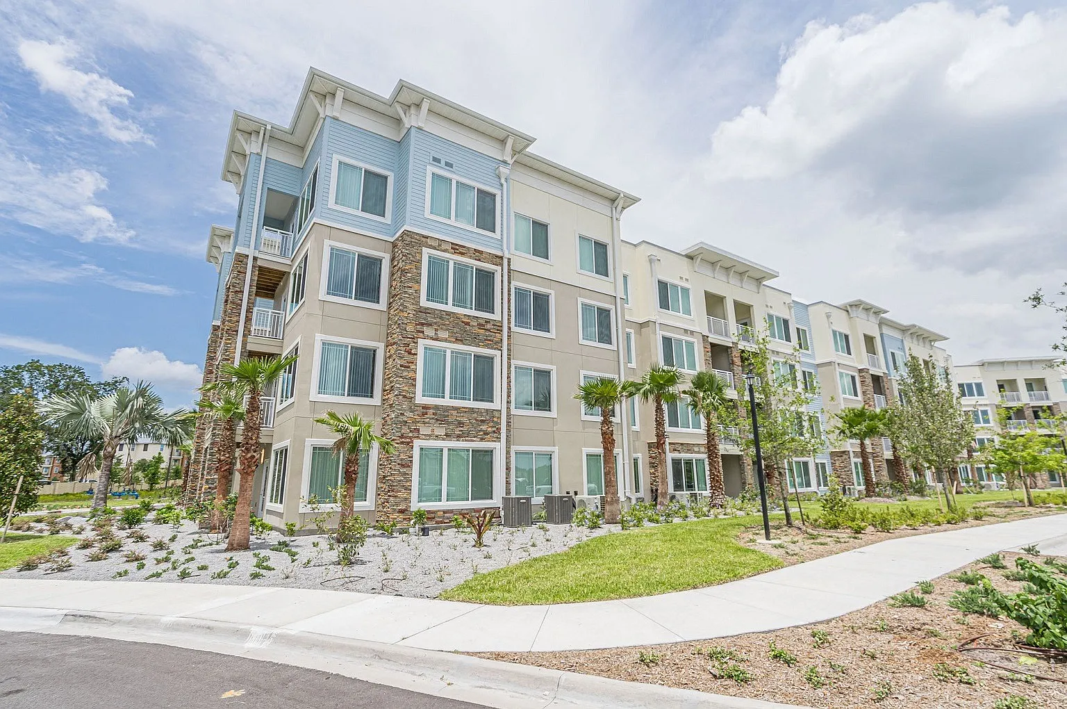 Heron Ridge 62+ Apartments — Photo 2