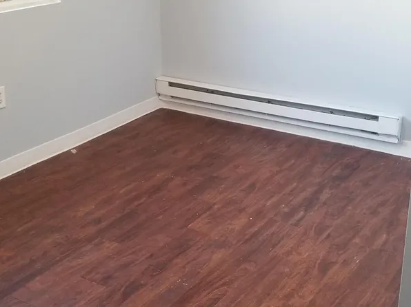 20 Rose Avenue image 10 of 15