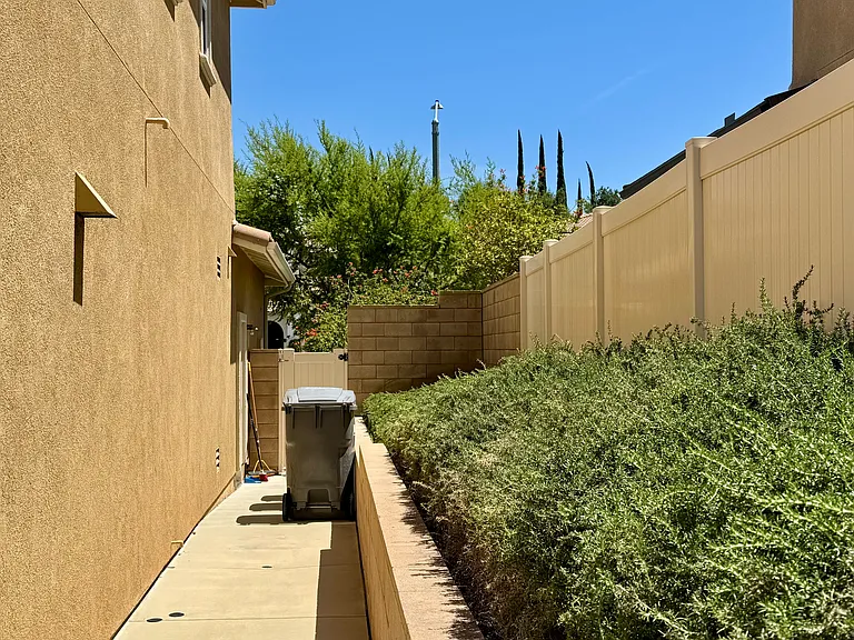 34218 Hourglass St — Photo 28