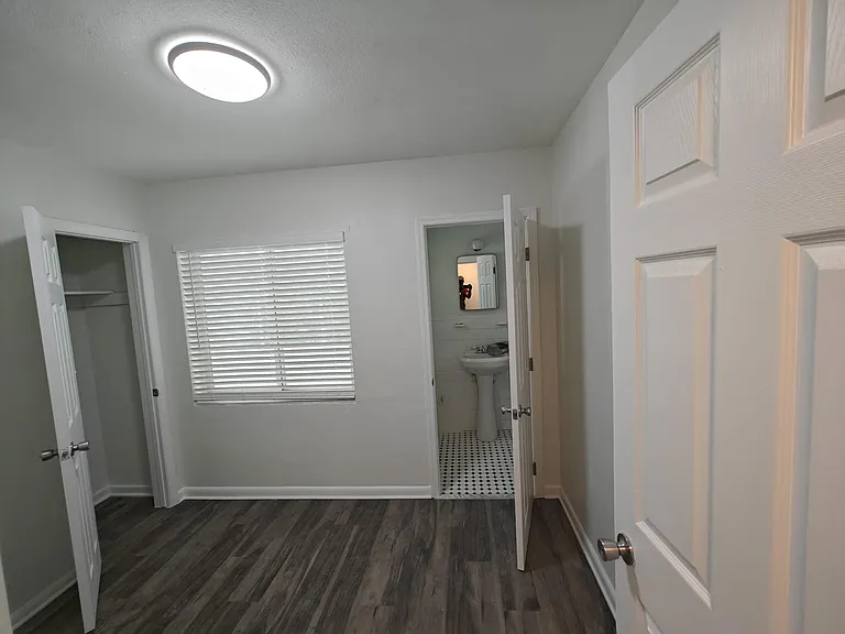 1612 Northumberland Ave — Photo 13