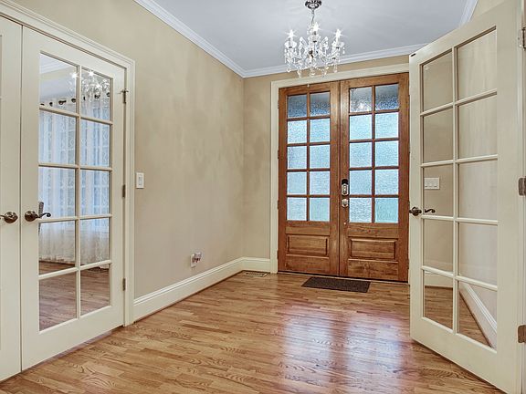 4th image of 440 Oak Valley Cir SE