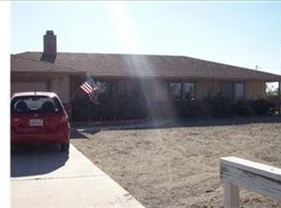 11532 Sheep Creek Rd, Phelan, CA 92371