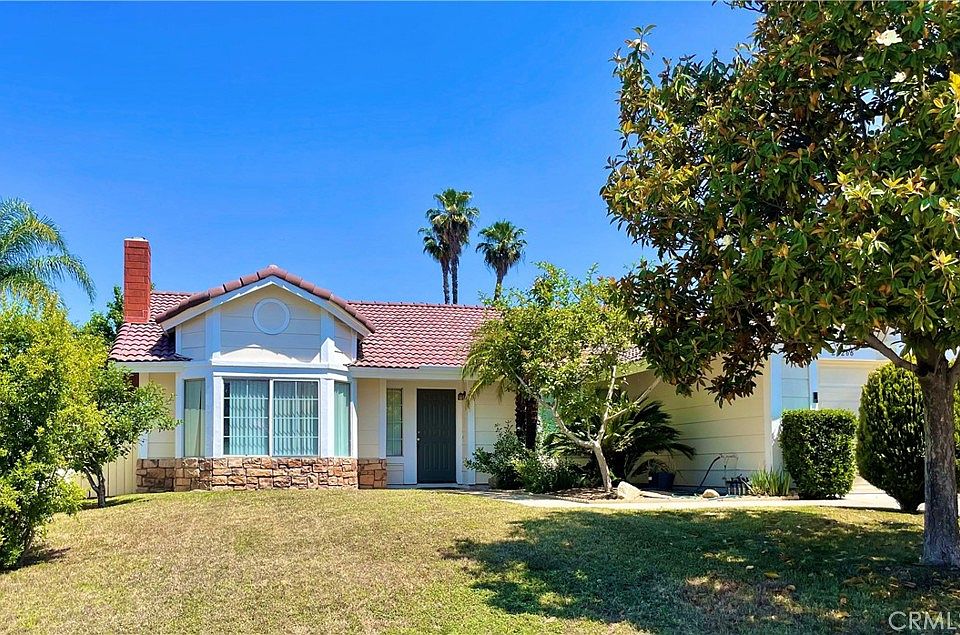 1st image of 24266 Elm Creek Cir