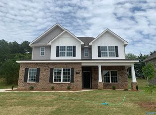 123 Ivy Vine Dr, Toney, AL 35773