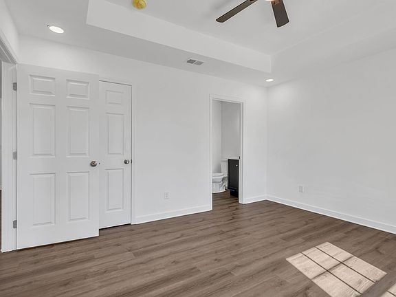 5th image of 153 Poling Dr