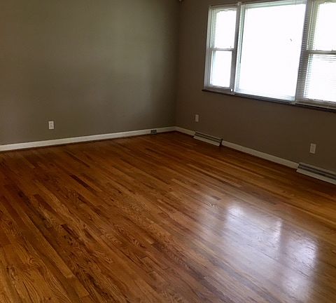 4th image of 316 Pineview Dr