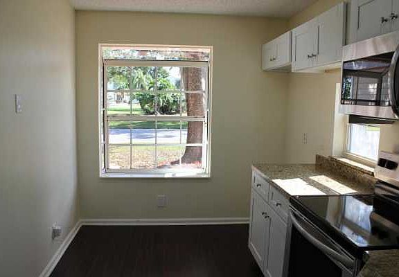Home For Sale In Palm Club Village