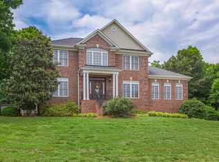 6619 Stonecroft Dr, Oak Ridge, NC 27310