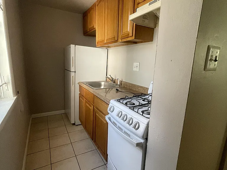 3301 Baring St — Photo 8