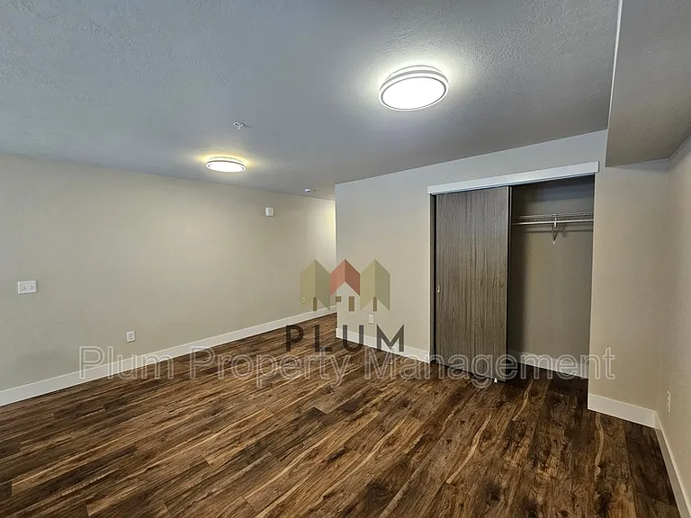 425 Michigan Ave #106 — Photo 22