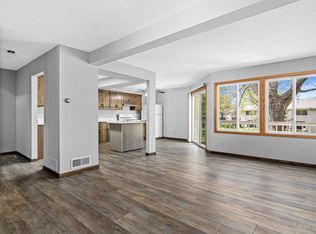 7211 Perry Ct E #0, Minneapolis, MN 55429