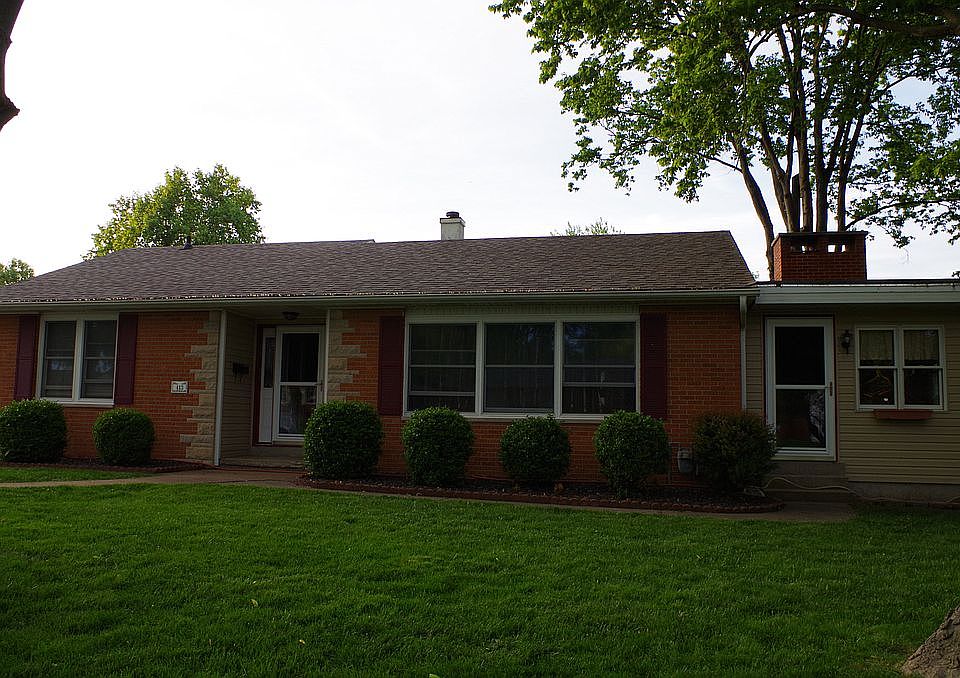 1st image of 413 W South St